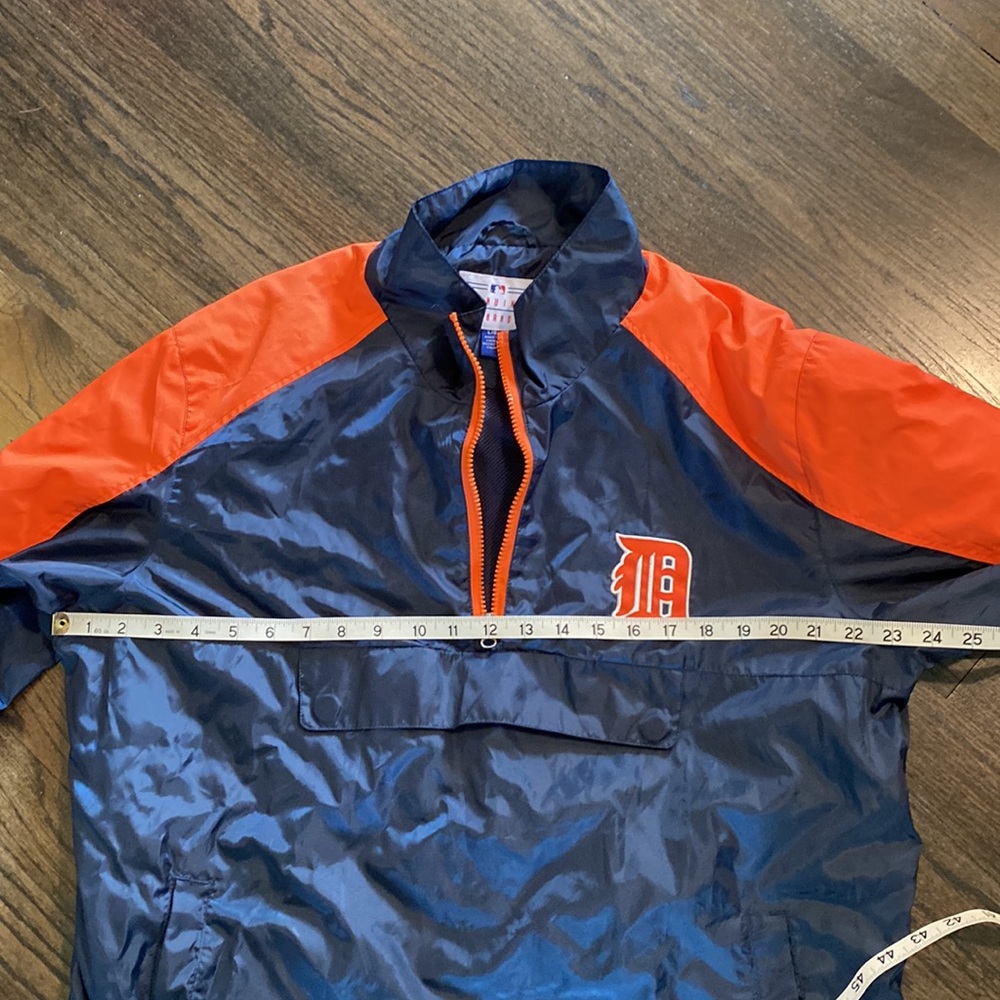 MLB Detroit Tigers Navy and Orange Windbreaker Pullover - Picture 3 of 7